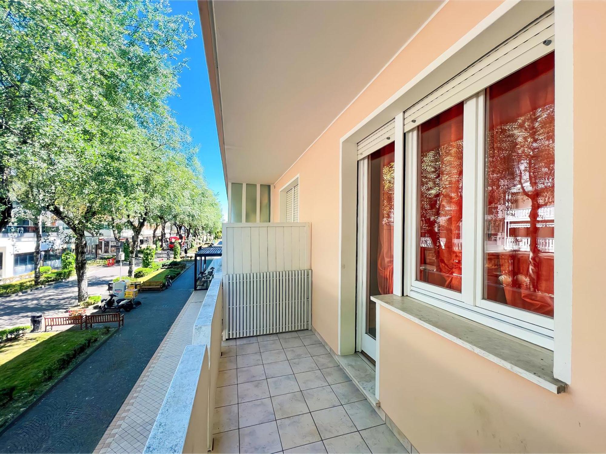Residence Bussola Bibione Exteriör bild